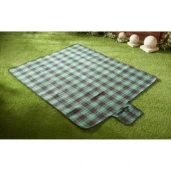 B&M Tartan Picnic Rug - Green