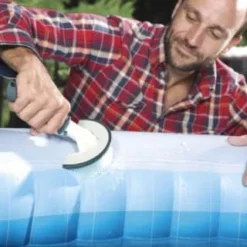 Lay-z Spa Lay-Z-Spa All In One Cleaning Tool Set 8 Lay-z Spa Lay-Z-Spa All In One Cleaning Tool Set -B&M 366522 lay z spa all in one cleaning tool set 4